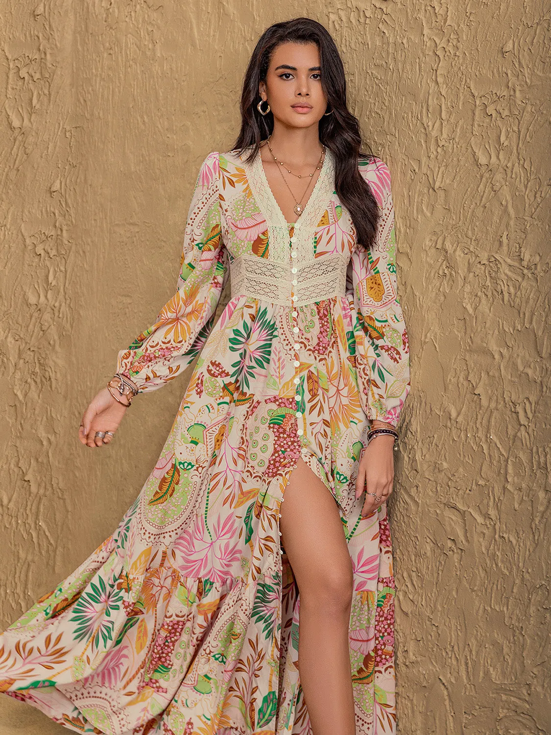 🌸 Lace Detail Printed V-Neck Long Sleeve Midi Dress 🌸