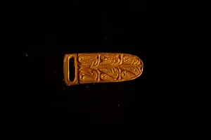 1" Saxon belt tip with bird design - X82B