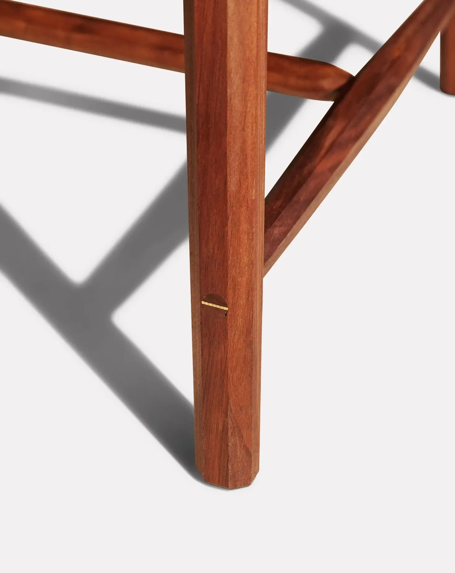 Arden Dining Table
