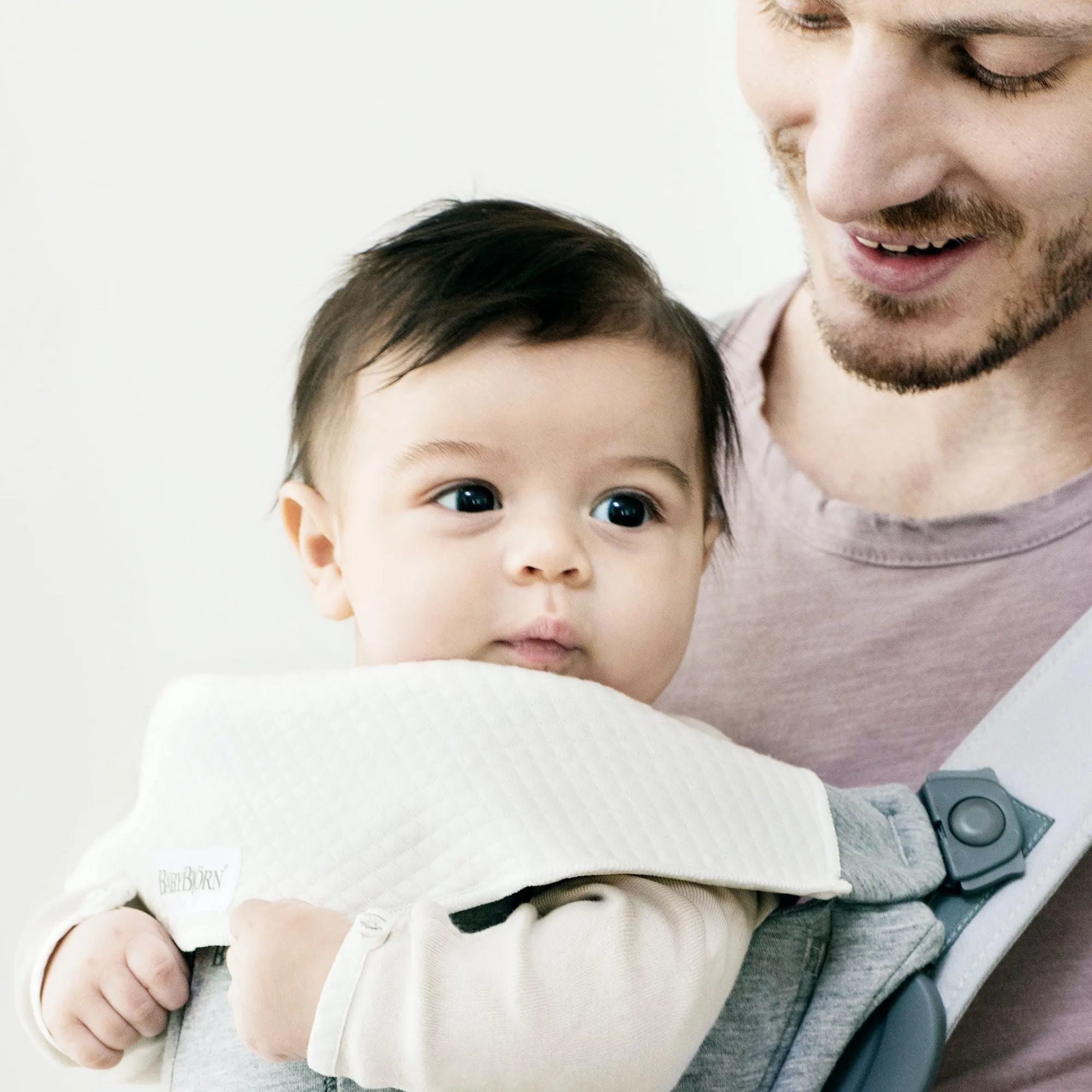 BabyBjorn Baby Carrier Mini & Move Bib