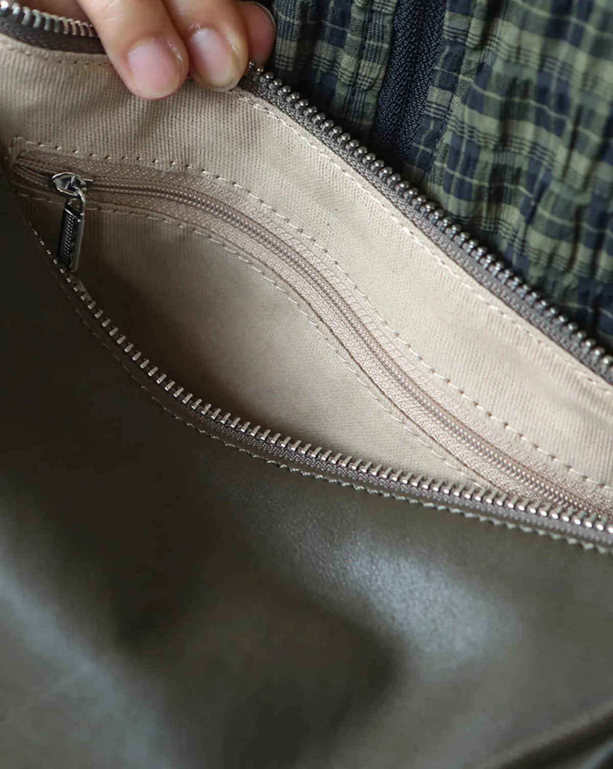 Chic Women's Crossbody Chest Bag Leather Small Over The Shoulder Purse