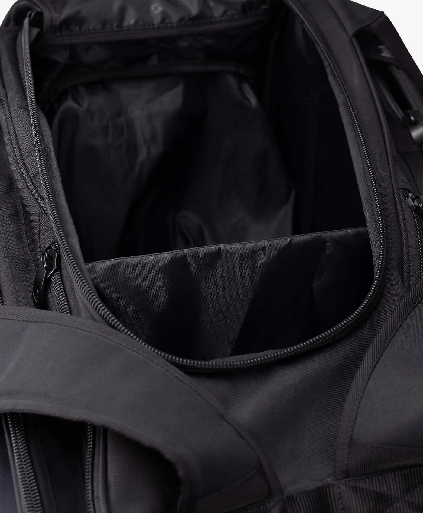 Core Collection Club Bag