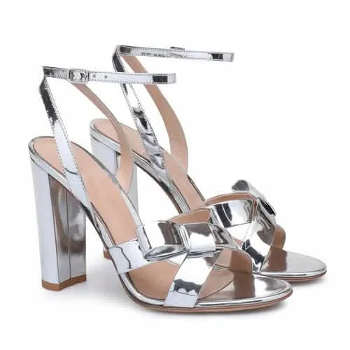 Elegant Bow Tie Chunky Heel Sandals with Chic Metal Details