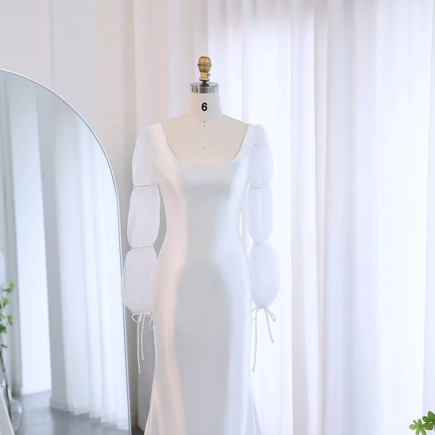 Elegant White Mermaid Evening Dress with Puff Sleeves SF021
