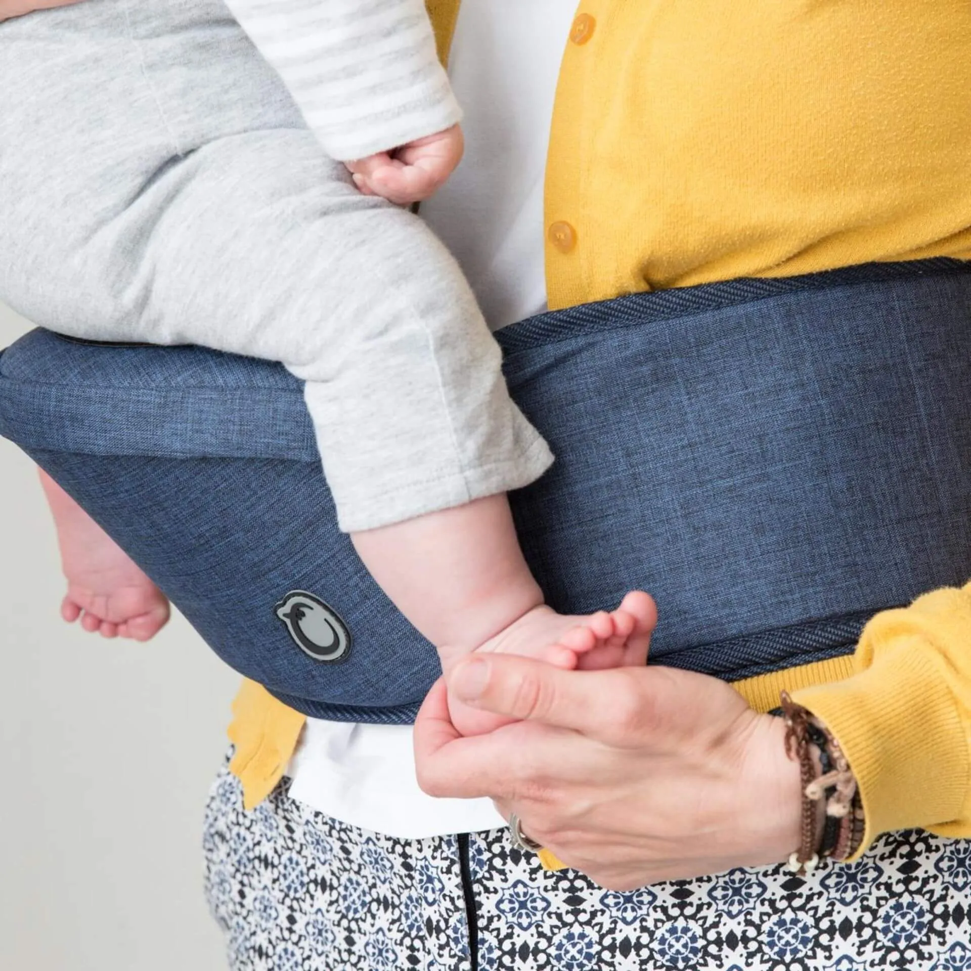 Hippychick Hipseat Baby Carrier (Denim Blue)
