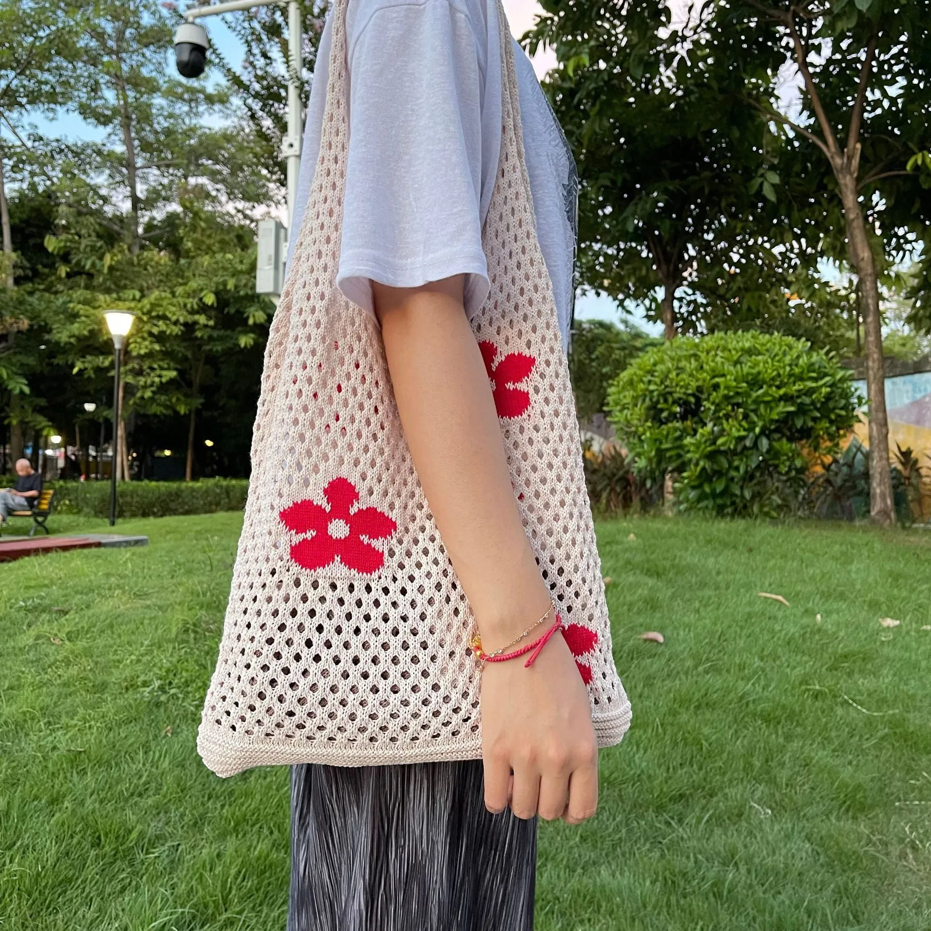Knitted Flower Mesh Hollow Shoulder Bag