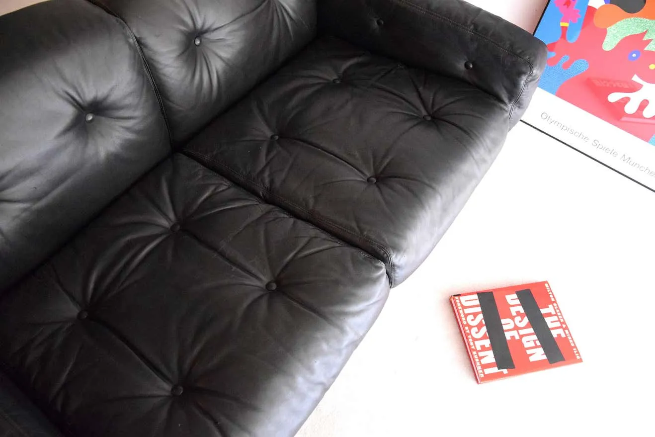 Mid Century Red and Black Sofa by Claudio Salocchi for Sormani
