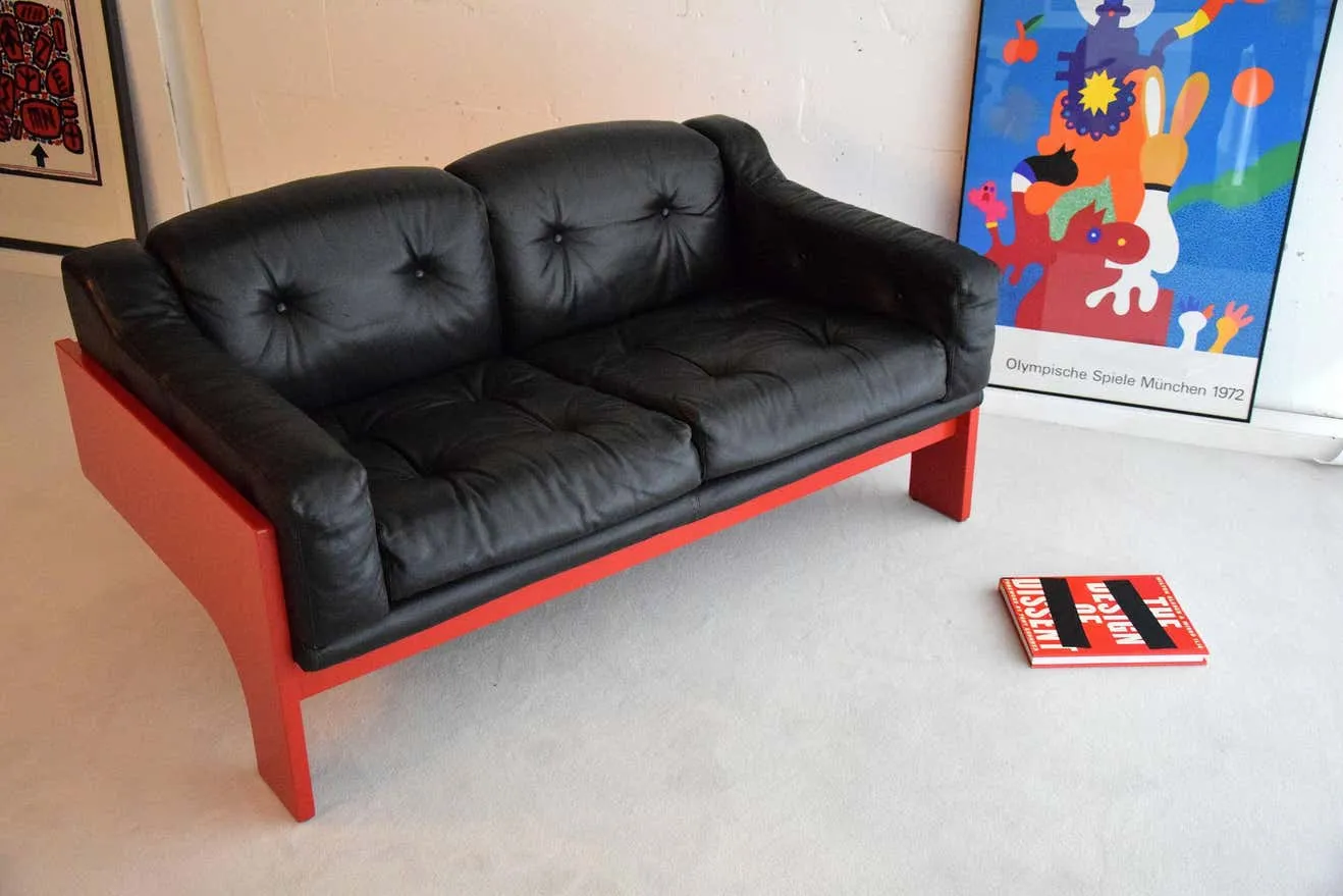Mid Century Red and Black Sofa by Claudio Salocchi for Sormani
