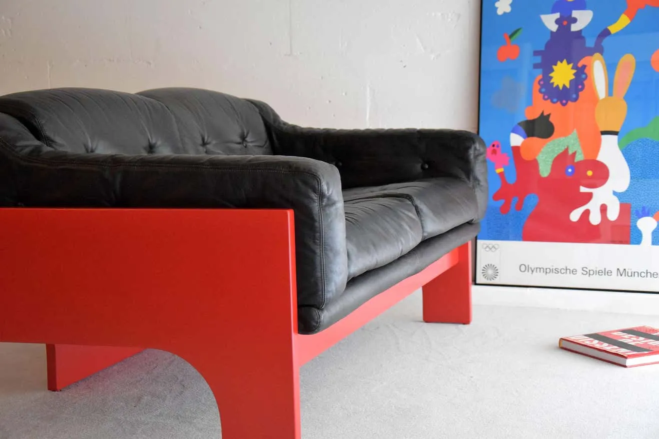 Mid Century Red and Black Sofa by Claudio Salocchi for Sormani