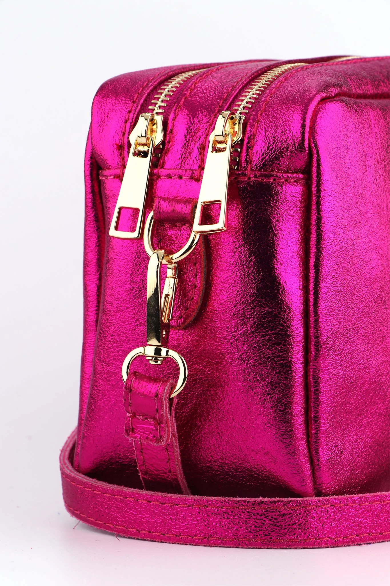 Naomi - Italian Leather Crossbody Bag - Raspberry, Metallic