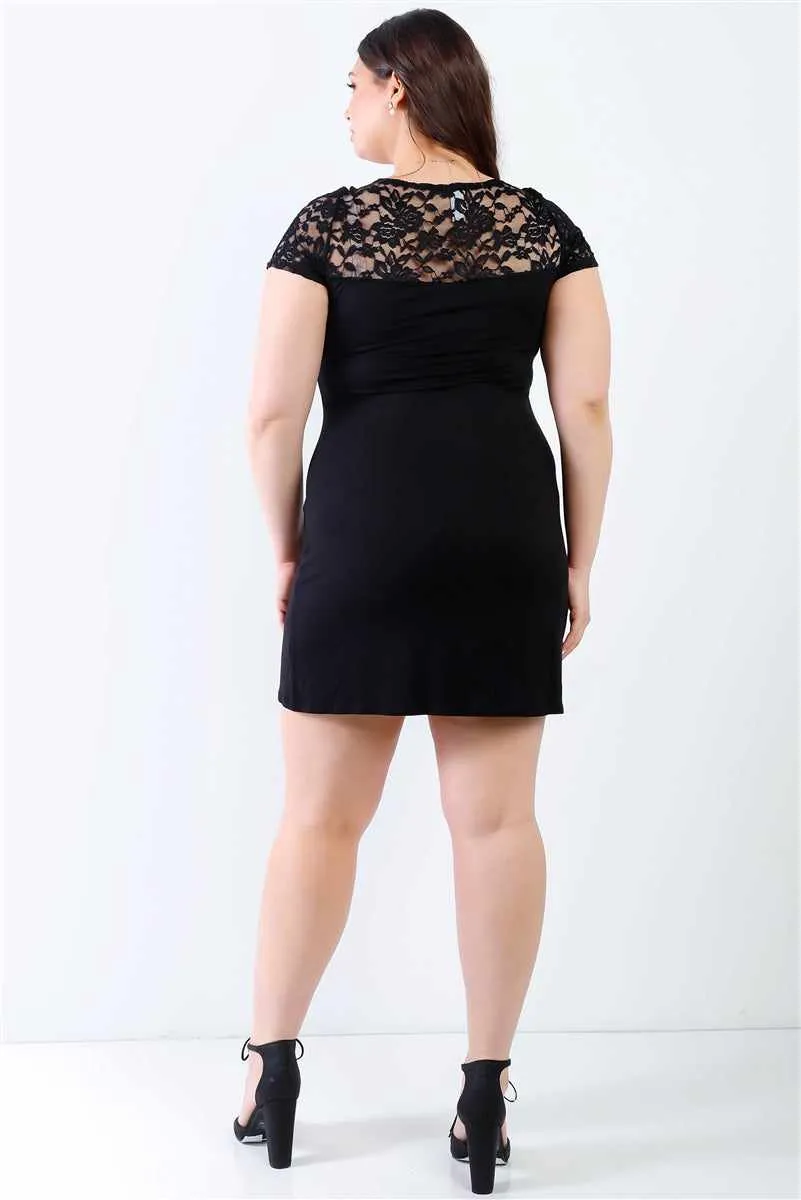 Plus Size Black Lace Detail Short Sleeve Mini Dress