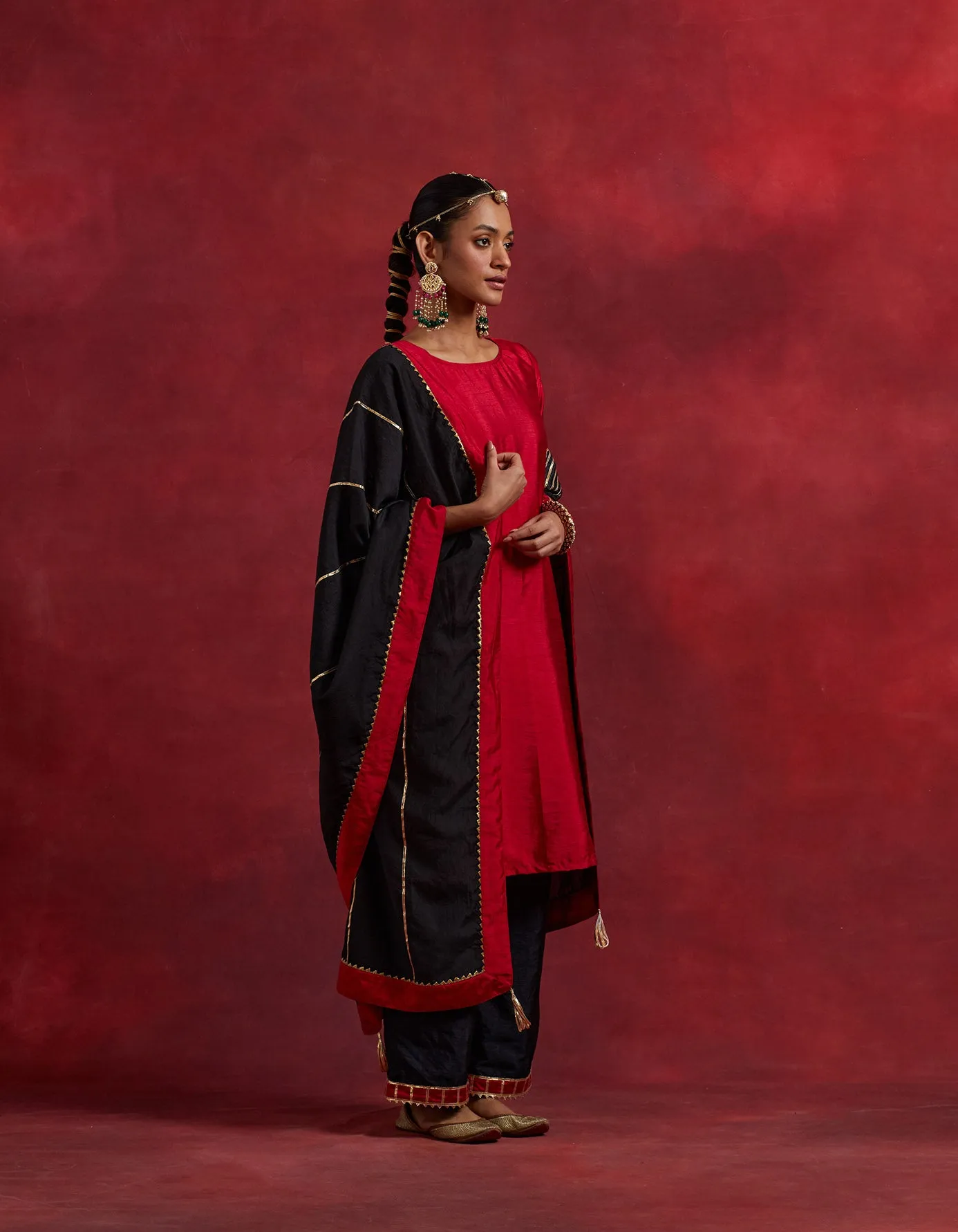 Red Black Raw Silk Jennifer Kurta Set (Set Of 2)