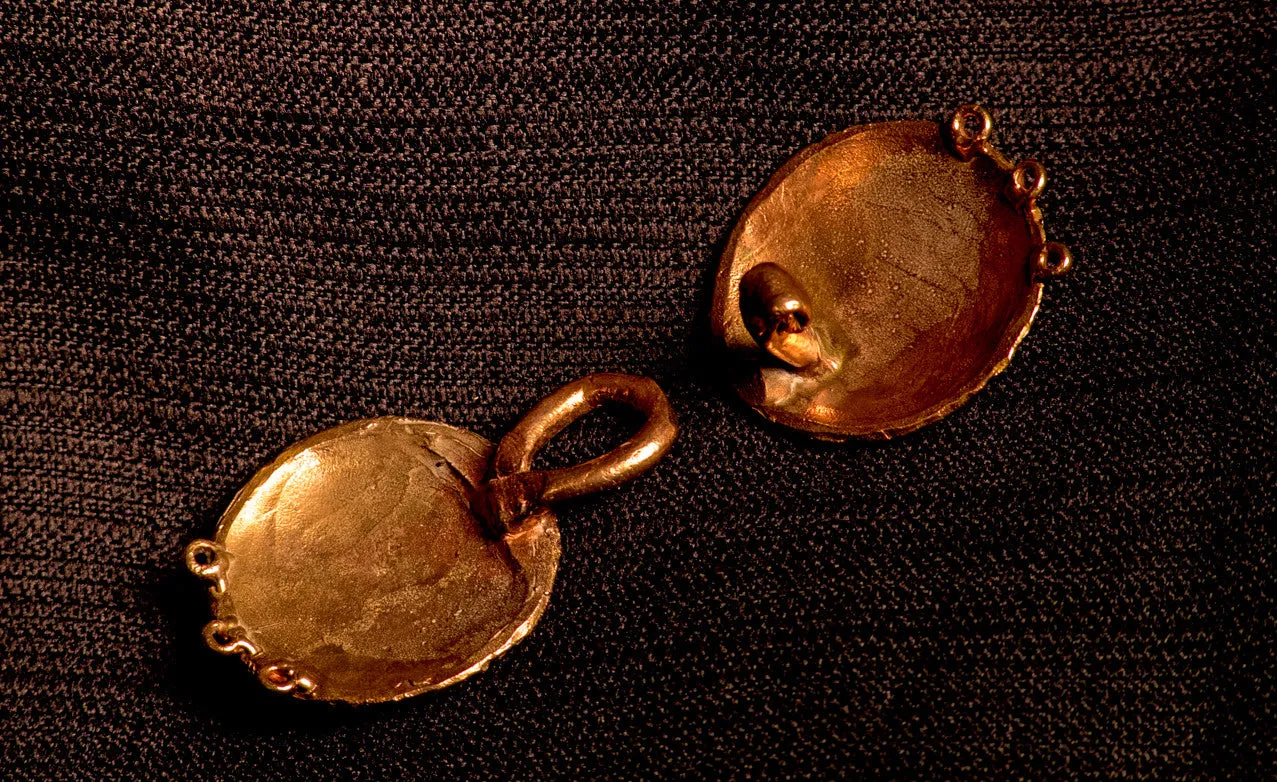 Russian Clasp with  knob pattern - Y-07