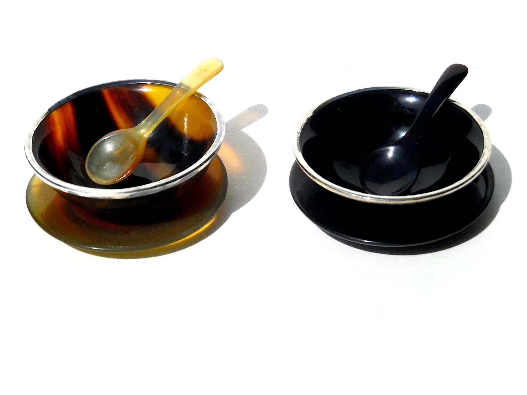 SALT AND PEPPER SET HORN AND STERLING SILVER