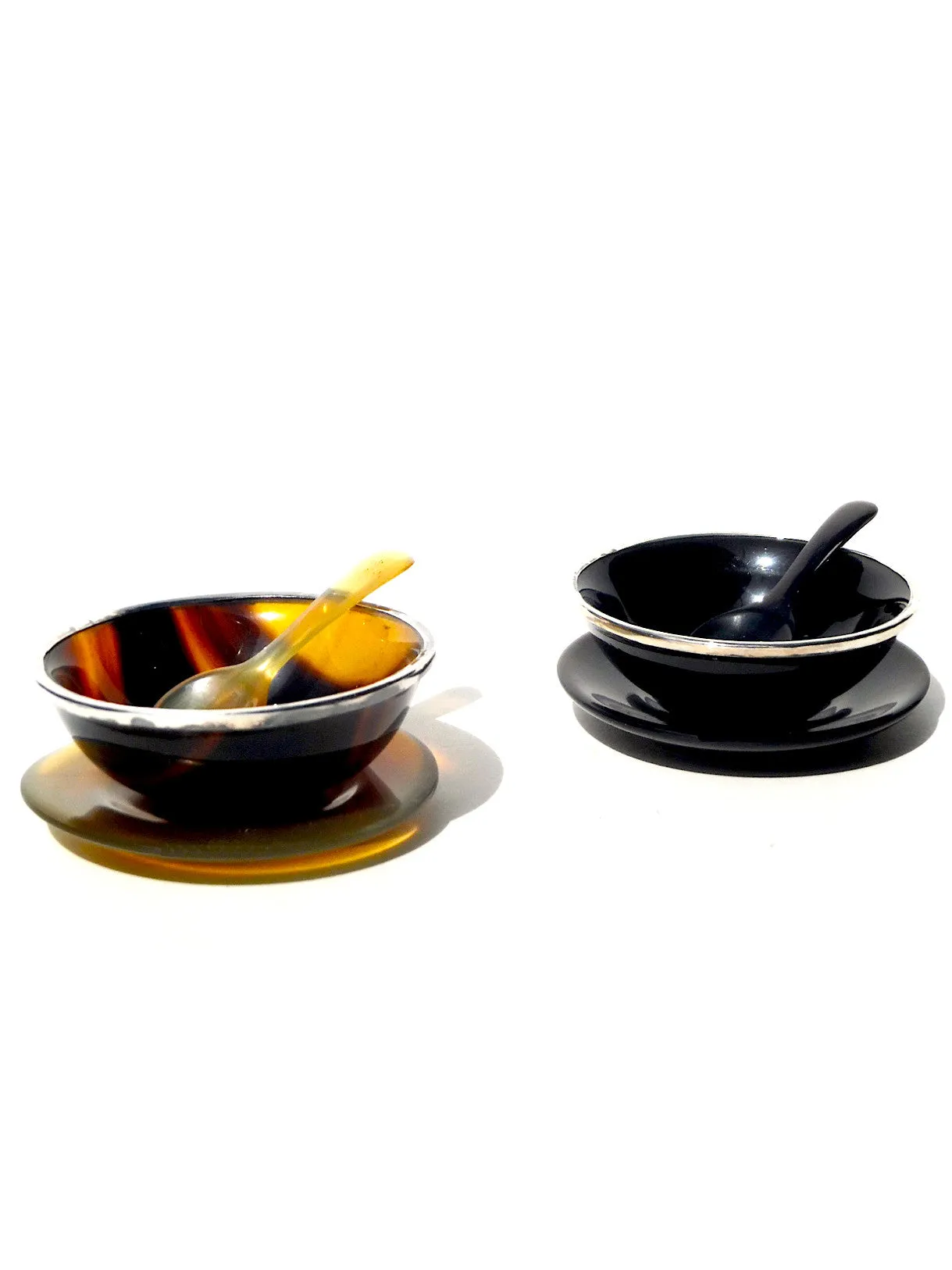 SALT AND PEPPER SET HORN AND STERLING SILVER