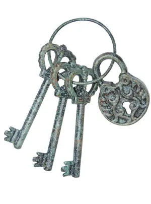 Set of 3 Olden Day Deluxe Keys and Padlock on Ring Halloween Accessory