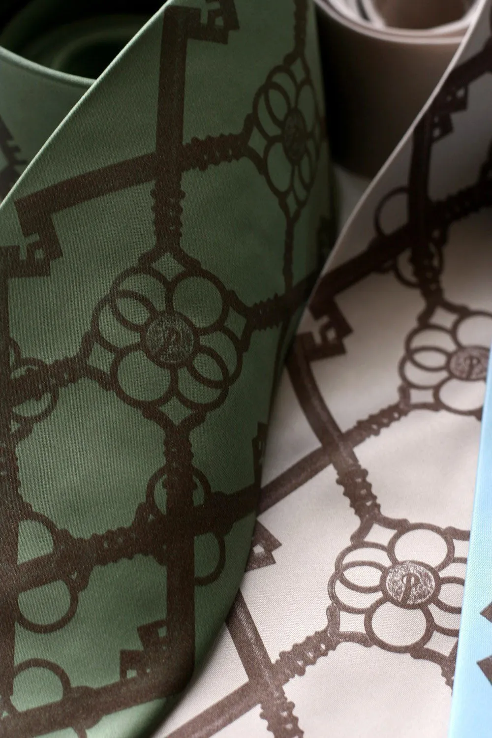 Skeleton Keys Necktie, Argyle Print Tie