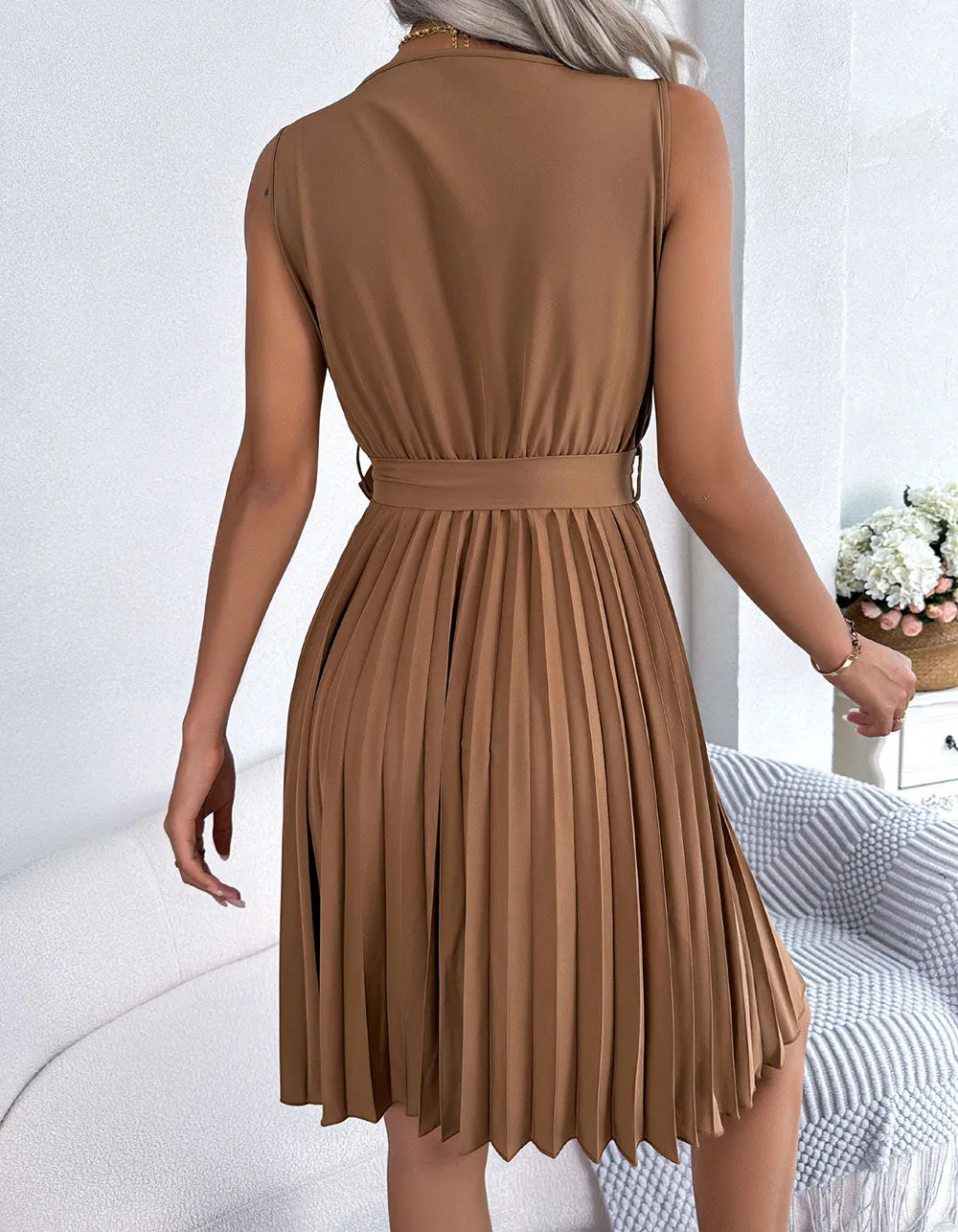 Solid-color V Neck Sleeveless Pleated Short A-Line Dresses