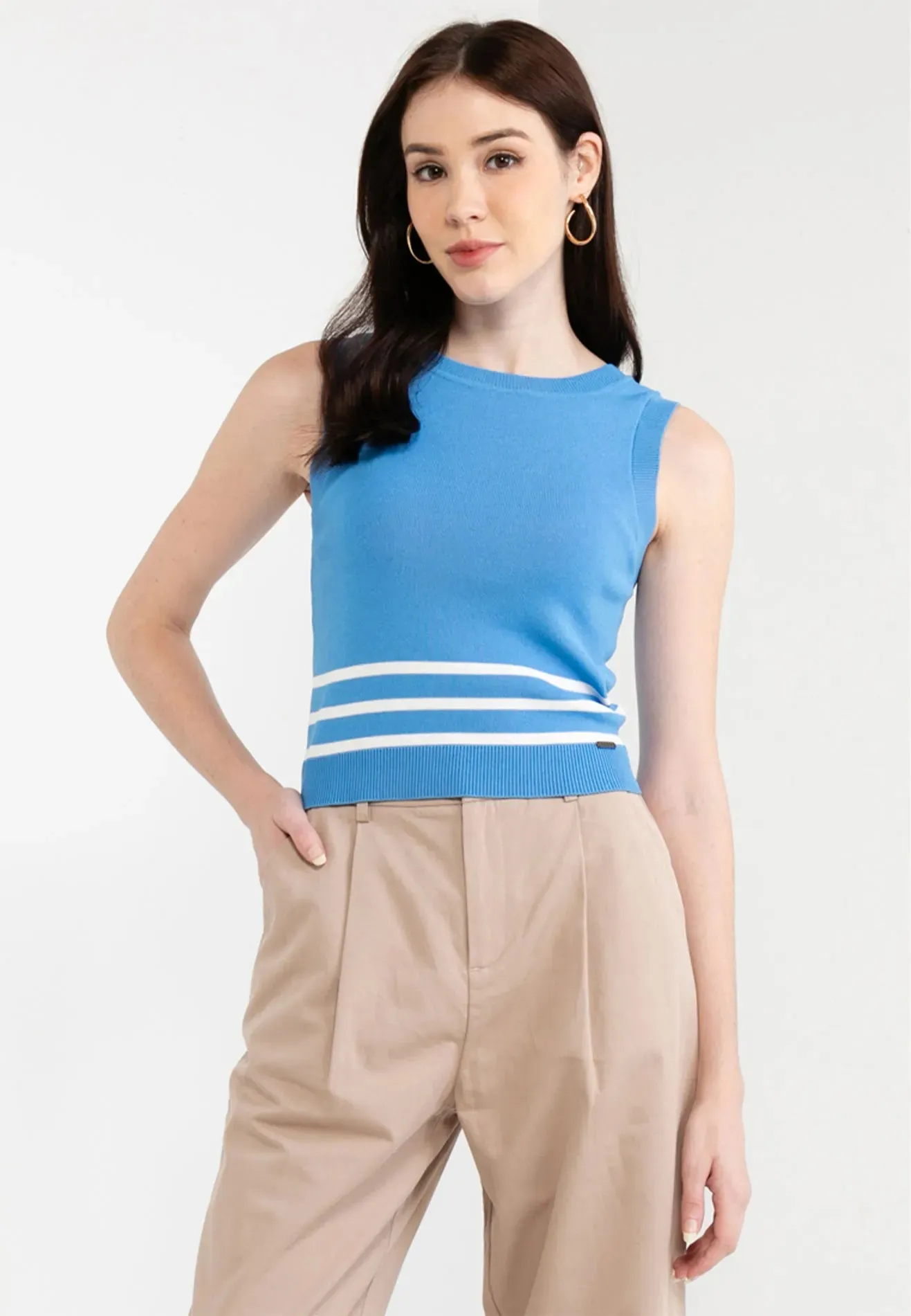 Striped Hem Details Knitted Top