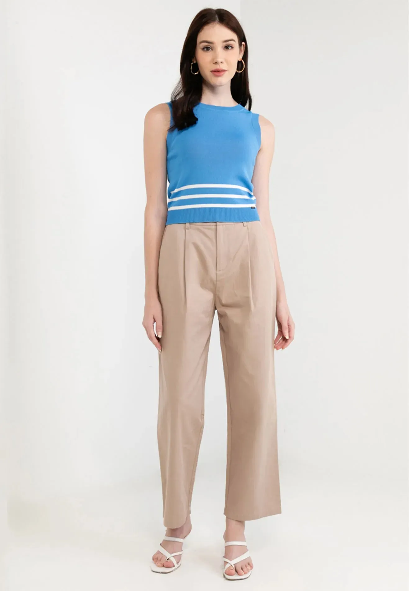 Striped Hem Details Knitted Top