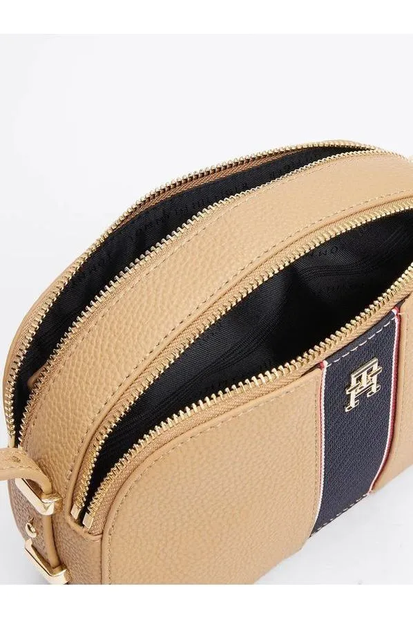 TH LEGACY CAMERA BAG