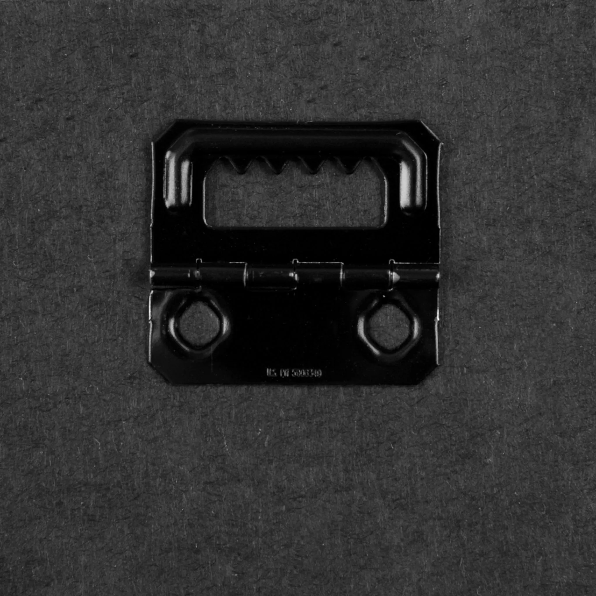 Vibrant Noir. - Canvas