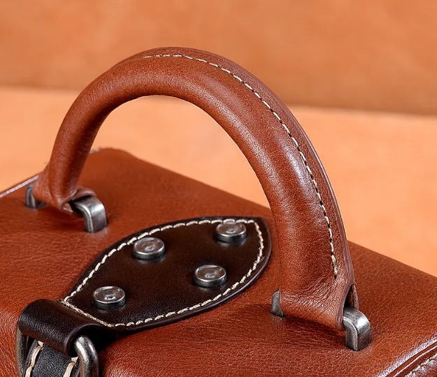 YAAGLE Female Tanned Leather Handmade Stitching Cross Body Bag YG10106